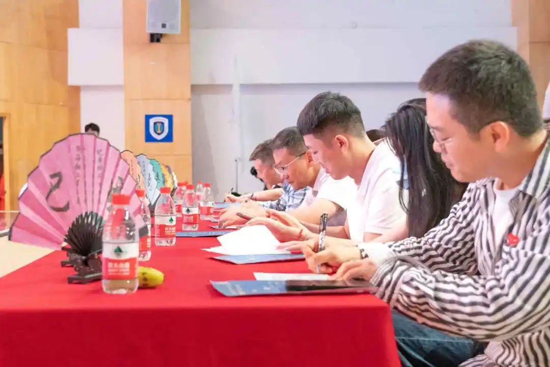 星空娱乐棋牌官方版下载新手怎么玩